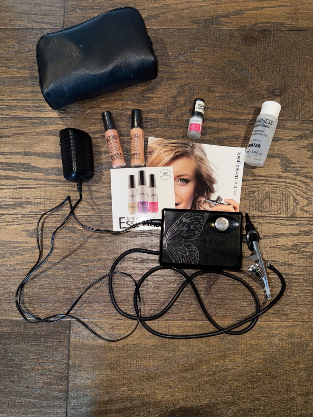 Luminess Air Premium Airbrush Makeup System + 3 Sealed Makeup Products